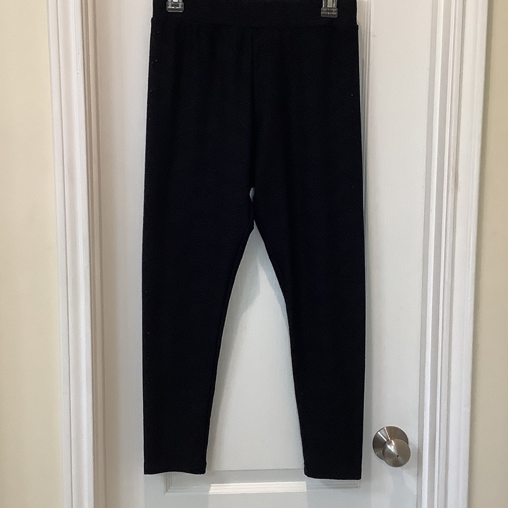 LOGO by Lori Goldstein Black Pull-On Leggings
